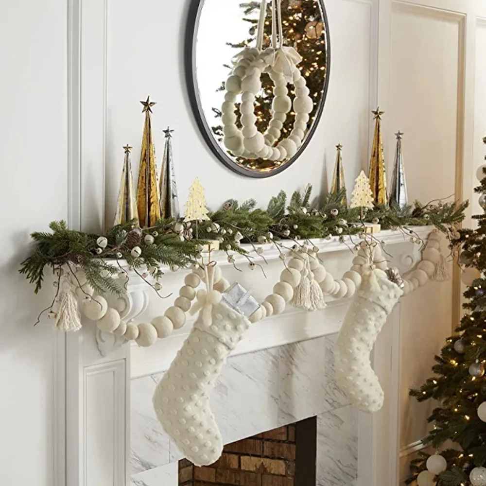 Mud Pie White Felt Pom Ball Wreath, 15